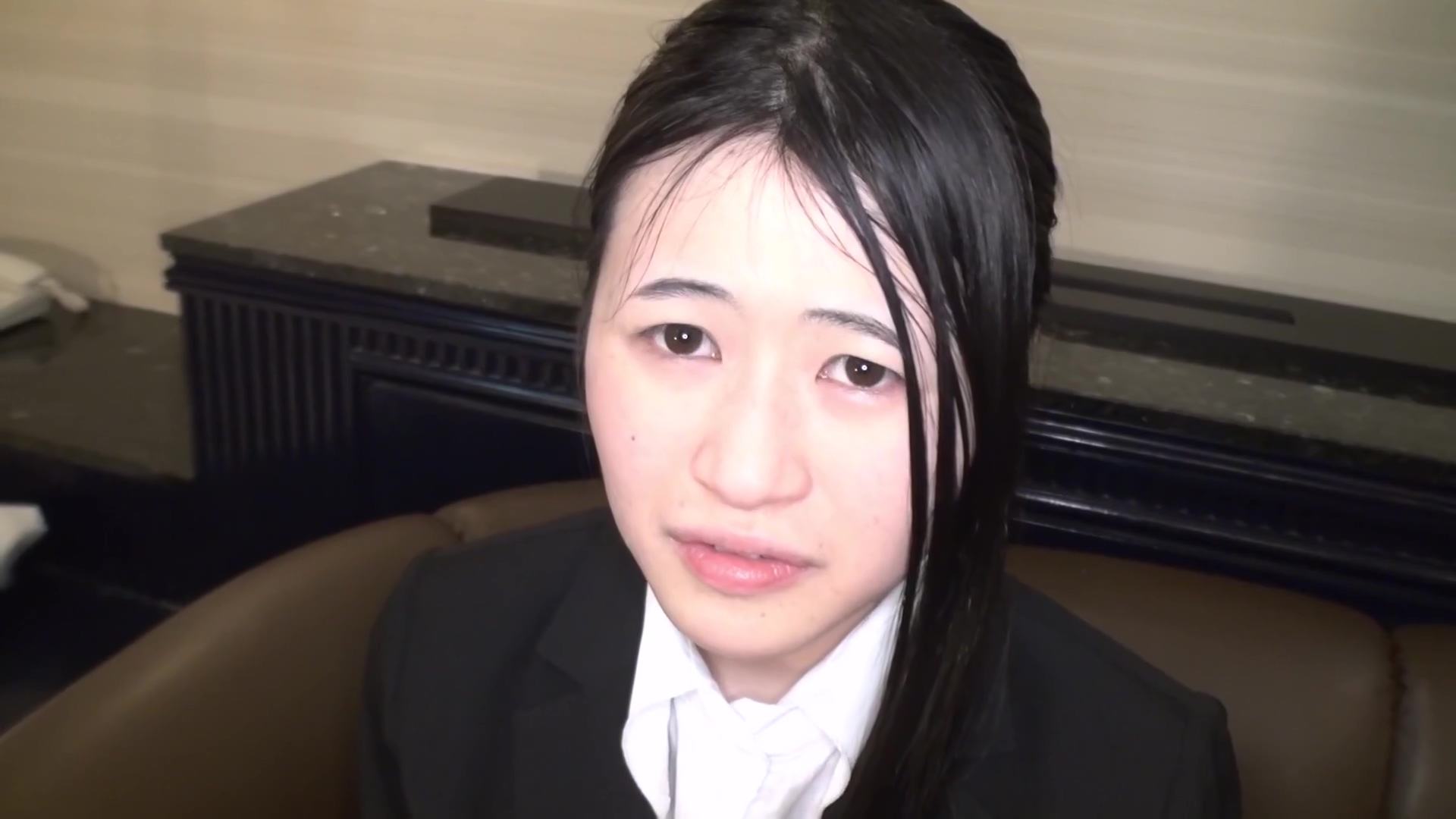Yuko Nomoto She Takes Off Her Recruit Suit Today