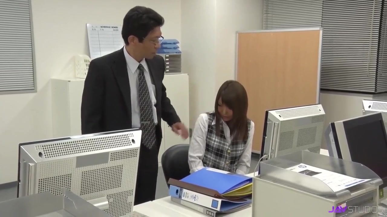 Ippei Nakata And Megumi Shino In Another Day At The Office 4
